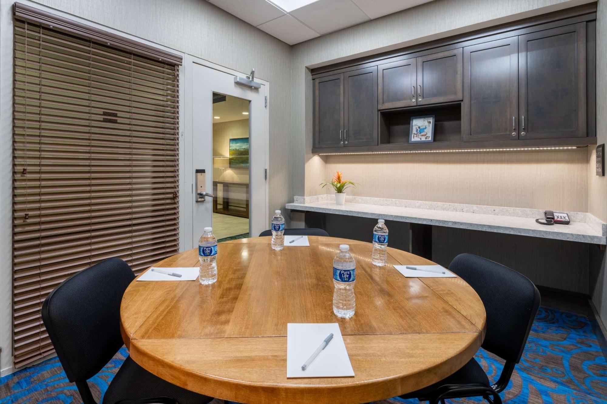 Hilton Garden Inn Lenox Pittsfield Ngoại thất bức ảnh