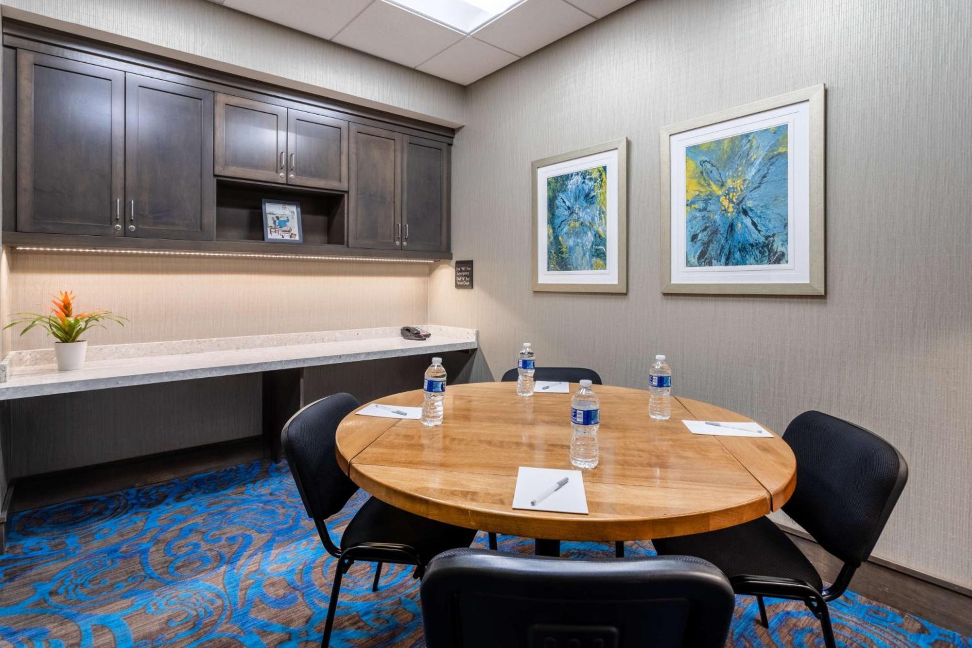 Hilton Garden Inn Lenox Pittsfield Ngoại thất bức ảnh